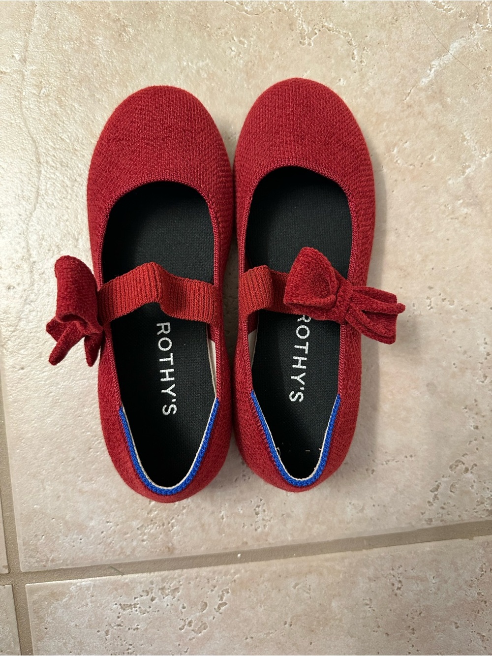 Like new Rothy’s The Kids ReVelvet™ Tux Bow Mary Jane - ReVelvet™ Ruby Size 1